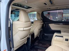 Toyota Alphard 2021 Hybrid 2.5L Luxury - ფოტო 11