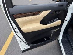 Toyota Alphard 2021 Hybrid 2.5L Luxury - ფოტო 6