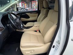 Toyota Alphard 2021 Hybrid 2.5L Luxury - ფოტო 8