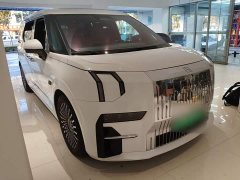 Zeekr Geely Zeekr 009 2022 Facelift WE Edition - ფოტო 4
