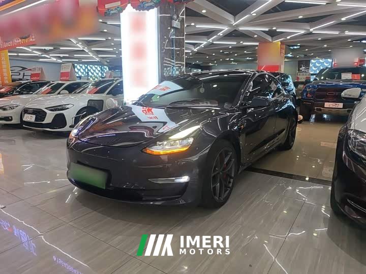 Tesla Model 3 Performance All-Wheel Drive