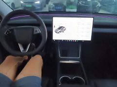 Tesla Model Y Long Range All-Wheel Drive Launch Edition - ფოტო 10