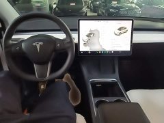 Tesla Model Y Long Range All-Wheel Drive - ფოტო 10
