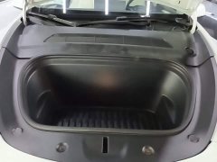 Tesla Model Y Long Range All-Wheel Drive - ფოტო 20