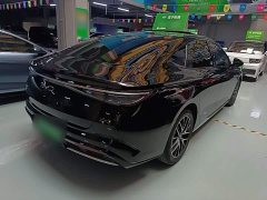 BYD Seal Glory Edition DM-i 1.5L 121km Luxury - ფოტო 7
