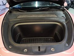 Tesla Model Y Rear-Wheel Drive - ფოტო 20