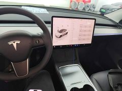 Tesla Model Y Rear-Wheel Drive - ფოტო 10