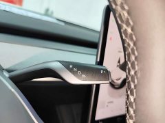 Tesla Model Y Rear-Wheel Drive - ფოტო 14
