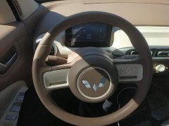 Wuling Hongguang MINIEV Fourth Generation Four-Door Advanced Edition - ფოტო 11