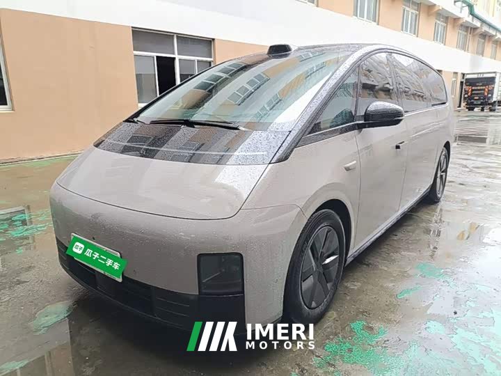 Li Auto Li Xiang MEGA Ultra - ავტომობილი ჩინეთიდან