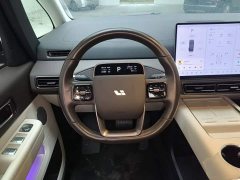Li Auto Li Xiang MEGA Ultra - ფოტო 11