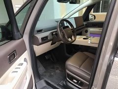 Li Auto Li Xiang MEGA Ultra - ფოტო 16