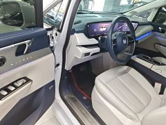 Buick GL8 New Energy Luxe Premium 7-Seater - ფოტო 16