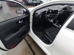 Kia K3 2020 1.5L CVT Sharp Sunroof Edition - ფოტო 16
