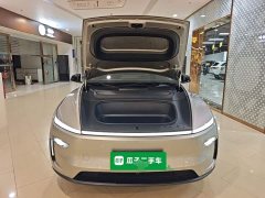 Tesla Model Y L Long Range All-Wheel Drive - ფოტო 20