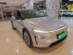 Tesla Model Y L Long Range All-Wheel Drive - ფოტო 4