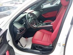 Jaguar XEL 2.0T 250PS R-DYNAMIC S Gloss Black Sport Edition - ფოტო 16