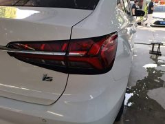 SAIC MG i5 1.5L CVT Star Shine Edition - ფოტო 8