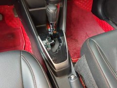 Toyota Yaris L Zhixuan X 1.5L CVT Luxury - ფოტო 14