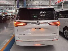 Buick GL8 ES Luxe Enjoyment Edition - ფოტო 6
