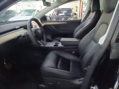 Tesla Model Y 2022 Facelift Rear-Wheel Drive - ფოტო 15
