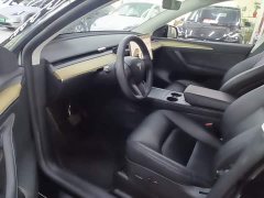 Tesla Model Y 2022 Facelift Rear-Wheel Drive - ფოტო 16