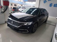 Volkswagen Passat 330TSI Luxury - ფოტო 2