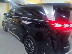 Denza BYD Denza D9 DM-i 980 Four-Wheel Drive Premium - ფოტო 5
