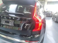Volvo XC90 B6 Inscription Luxury 7-Seater - ფოტო 8