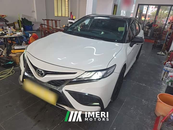 Toyota Camry 2.5S Sharp Elegance Edition - ავტომობილი ჩინეთიდან