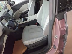 Voyah Lantu Zhiyin Ultra-Long Range Smart Comfort Edition - ფოტო 15