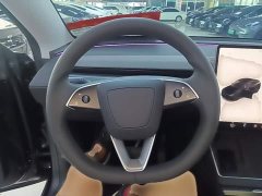 Tesla Model Y Rear-Wheel Drive - ფოტო 11
