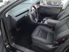 Tesla Model Y Rear-Wheel Drive - ფოტო 16