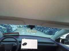 Tesla Model Y Rear-Wheel Drive - ფოტო 18