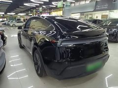 Tesla Model Y Rear-Wheel Drive - ფოტო 5
