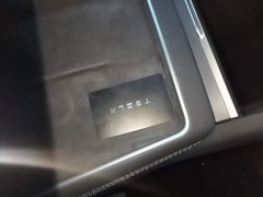 Tesla Model Y Rear-Wheel Drive - ფოტო 9