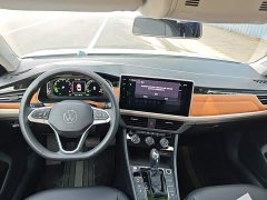 Volkswagen Bora 200TSI DSG Comfort Pro - ფოტო 10