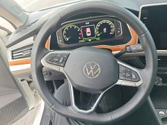 Volkswagen Bora 200TSI DSG Comfort Pro - ფოტო 11