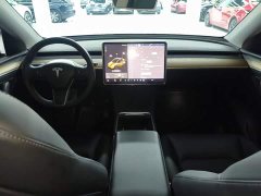 Tesla Model Y Standard Range RWD - ფოტო 10
