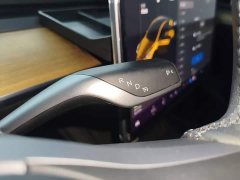 Tesla Model Y Standard Range RWD - ფოტო 14