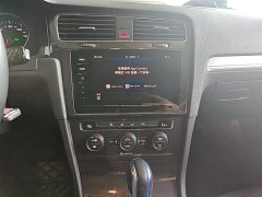 Volkswagen Golf Pure Electric 2020 Chi - ფოტო 9
