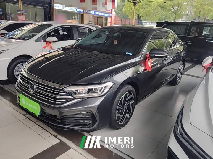 Volkswagen Sagitar 300TSI DSG Excellence Edition - ავტომობილი ჩინეთიდან