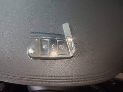 Volkswagen Sagitar 300TSI DSG Excellence Edition - ფოტო 9