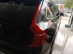 Volvo XC90 B6 Inscription Luxury 7-Seater - ფოტო 8