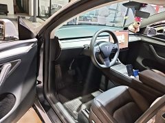 Tesla Model Y Rear-Wheel Drive - ფოტო 16