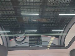 Tesla Model Y Rear-Wheel Drive - ფოტო 18
