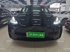 Tesla Model Y Rear-Wheel Drive - ფოტო 3