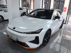 Changan UNI-V 1.5T Premium Sport - ფოტო 2