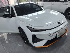 Changan UNI-V 1.5T Premium Sport - ფოტო 4