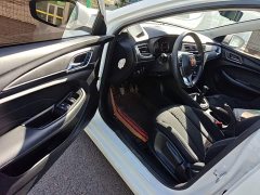 SAIC MG i5 2020 1.5L Manual 4G Connected Deluxe Edition - ფოტო 16
